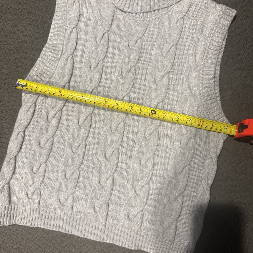 House of Harlow 1960 Gray Cable Knit Soft Turtleneck Sweater Vest - Size Small - Picture 11 of 11
